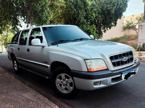 CHEVROLET S10 2.8 4X2 CD 12V TURBO INTERCOOLER DIESEL 4P MANUAL CHEVROLET S10 2.8 4X2 CD 12V TURBO INTERCOOLER DIESEL 4P MANUAL